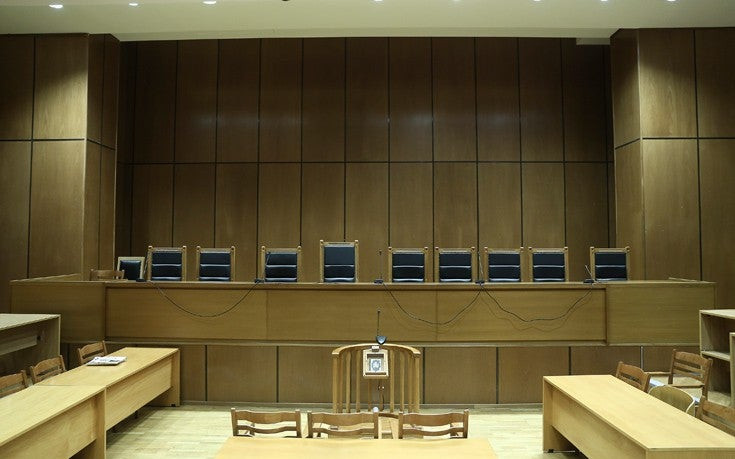 Δις ισόβια στο ζευγάρι δολοφόνων της Κατερίνης! Κατακρεούργησαν 67χρονο με 17 μαχαιριές για να τον ληστέψουν